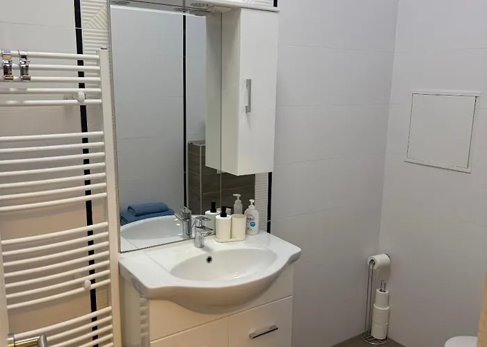 Biztos Kucko 公寓 *